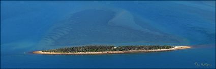 Duck Island - Great Sandy Strait - Hervey Bay - Fraser Island - QLD (PBH4 00 17815)